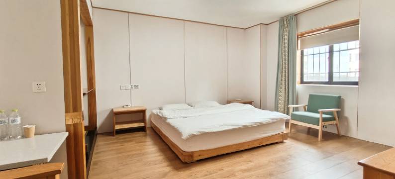 青岛永日香酒店(台东步行街海泊河公园地铁站店)图片