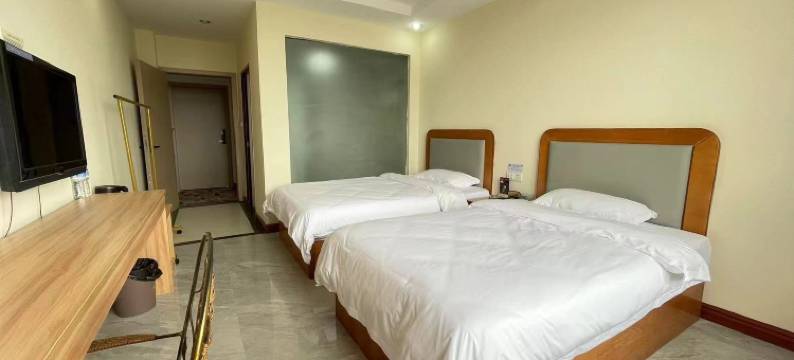 东兴海城商务酒店图片