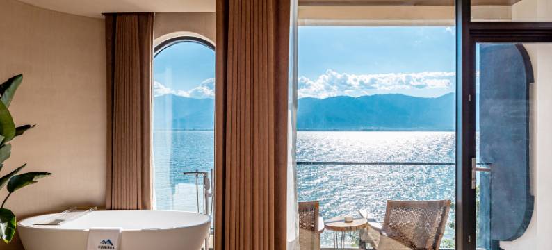 风也云奢智能海景酒店(双廊洱海店)图片