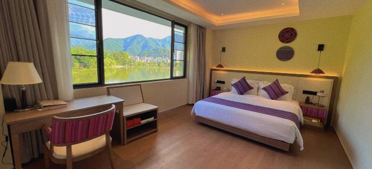 连山东韵双龙湖酒店图片