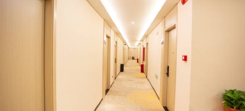 库尔勒艺选酒店(交通西路店)图片