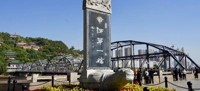 见一面青年旅社图片