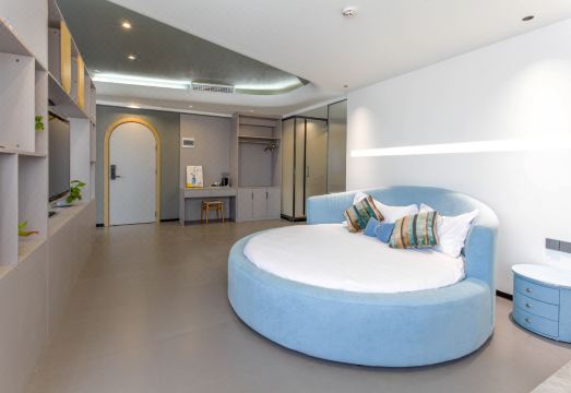 Xingzhilin Holiday Hotel Hotel Overview