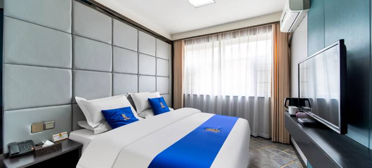 速8酒店(乌鲁木齐南湖市民广场店)图片