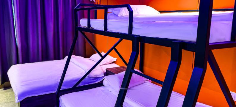 UK电竞酒店(莲塘柏岗地铁站店)图片