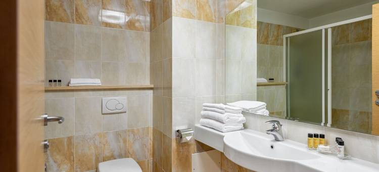 民宿酒店塞蒂莫托里内塞(B&B Hotel Settimo Torinese)图片