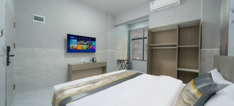 轻奢美宿(惠东高级中学店)图片