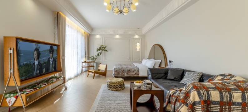 理想岛·IDEAL LAND·冬日滑雪轻法泳池私墅图片