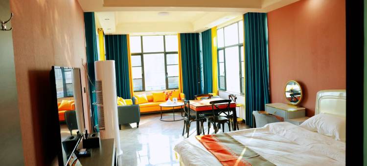 战友民宿(古隆中风景区湖北文理学院店)图片