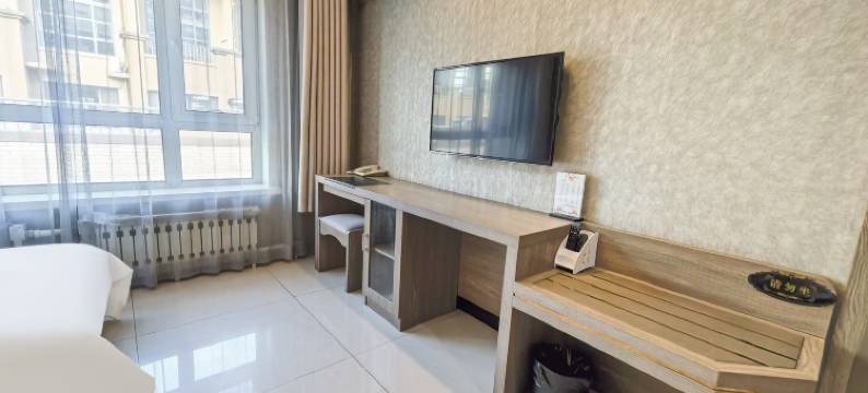 蓝山宾馆(赤峰高铁站店)图片