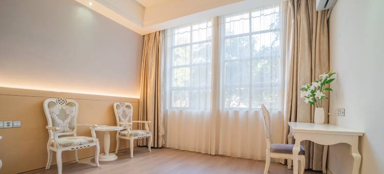 美漫酒店(玉林十字街汽车总站店)图片