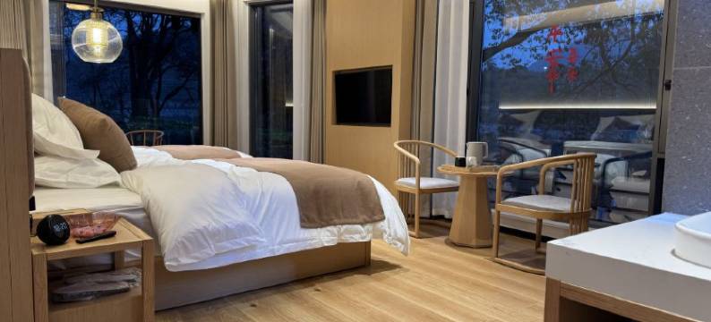 时里云舍·湾湾休闲度假Villa美宿(芙蓉镇景区店)图片