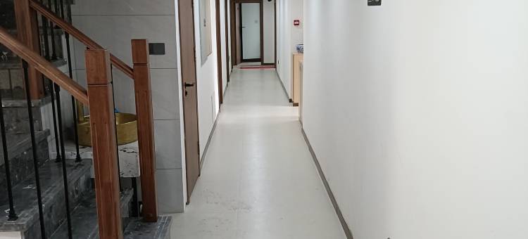 锦洋民宿(西安路商业街香炉礁地铁站店)图片
