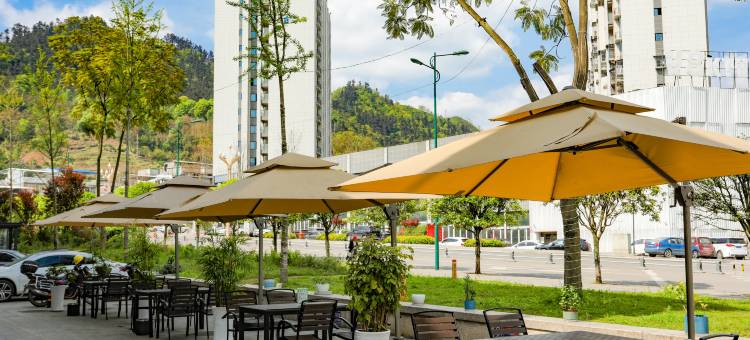 筠连君茶酒店图片