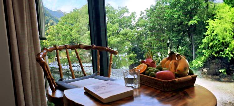 桂林•Meet遇宿丨LAKEFRONTHOMESUXVAN设计师民宿(芦笛岩景区店)图片