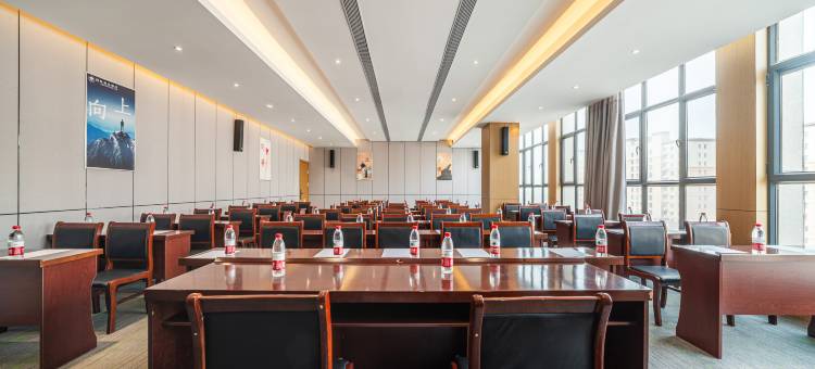 格林豪泰酒店(和田墨玉金石榴广场商业中心店)图片