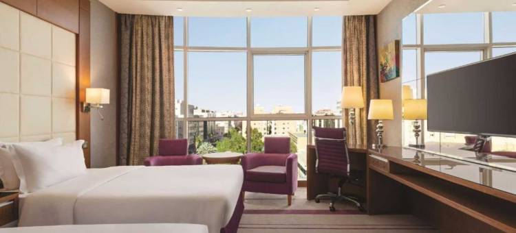 星期天红海喷泉阿尔哈姆拉(Sunday Red Sea Fountain Alhamra Formerly Vivid Plaza Hotel)图片