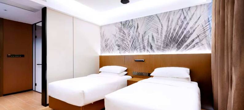 柒汐·沐初电竞影音酒店(万达广场店)图片