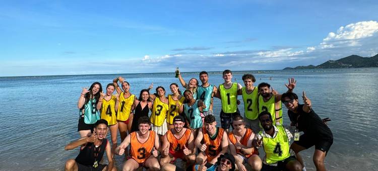 Lub d苏梅岛查汶海滩酒店(Lub d Koh Samui Chaweng Beach - Beachfront & Vibrant Social Vibe)图片