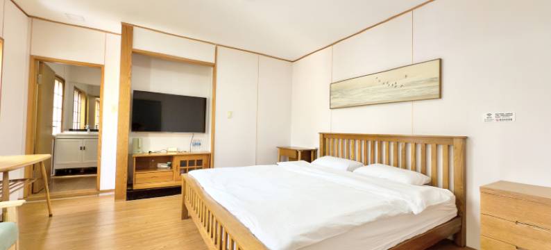 青岛永日香酒店(台东步行街海泊河公园地铁站店)图片