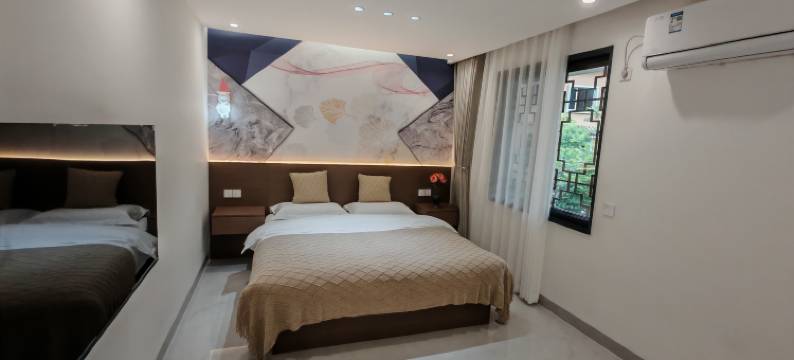 嘉遇客栈(抚仙湖广龙小镇星光夜市店)图片