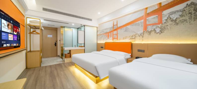 花兮语酒店(布尔津千湖路店)图片