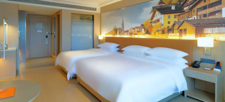 维也纳酒店(承德下板城华明服务外包产业园店)图片