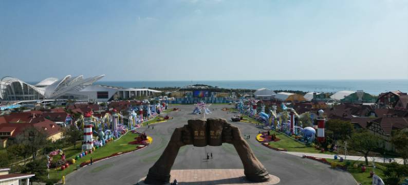 破晓观海日出海边露营民宿图片