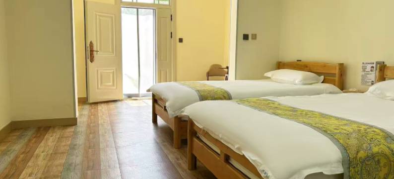 苏耶曼民宿(解忧公主薰衣草农场店)图片