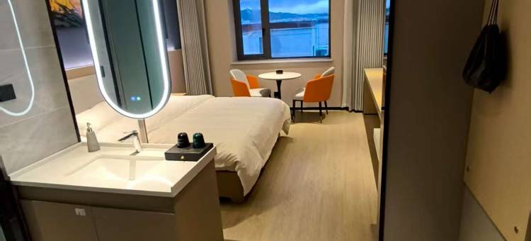 改则丽枫酒店图片