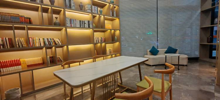 格林东方酒店(许昌长葛义乌城火车站店)图片