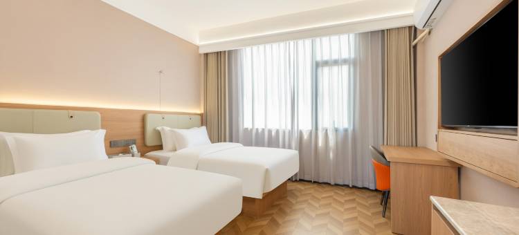 南丹泓泉雅居酒店(金芙蓉广场幸福城店)图片