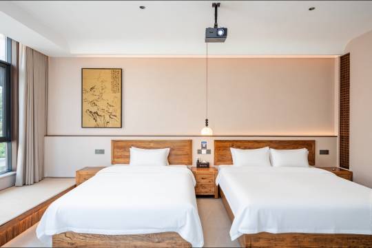 柒悦·亲伦悦享 Leisure 山景设计师度假民宿(宝泉店)图片