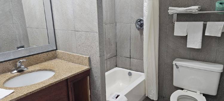 Travel Inn 由OYO管理奥马哈酒店(Travel Inn by OYO Omaha)图片