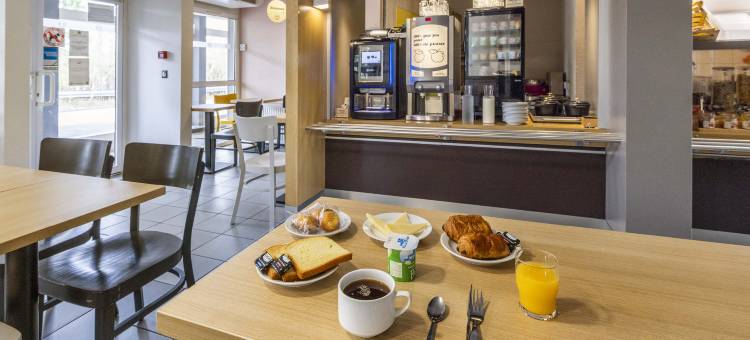 南佩皮尼扬西班牙门民宿酒店(B&B Hotel Perpignan Sud Porte d'Espagne)图片