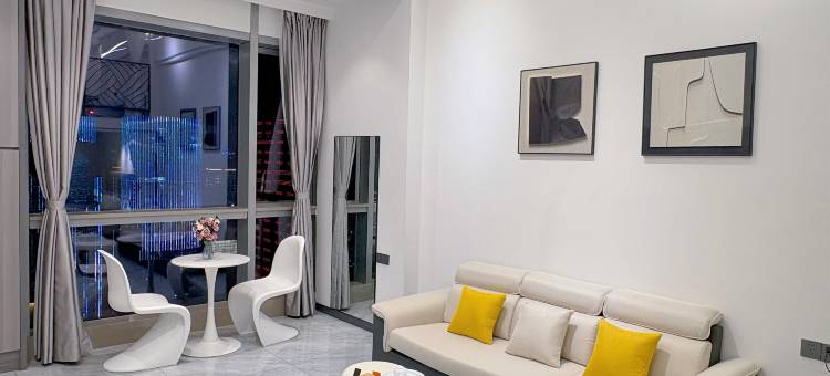 柚居·槿夏Loft公寓(龙眼南路美食街万象城店)图片