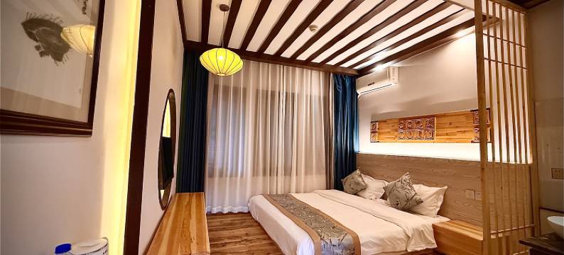 境.如梦令庭院酒店(峨眉山高铁站峨秀湖店)图片