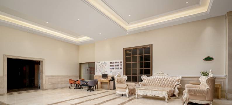 维也纳酒店(安顺黄果树大街大润发店)图片