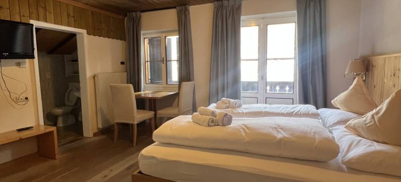LAKE & RIVER Hotel图片