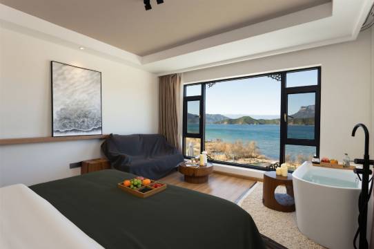 泸沽湖前湖·月遥全湖景度假酒店(泸沽湖普洛码头店)图片
