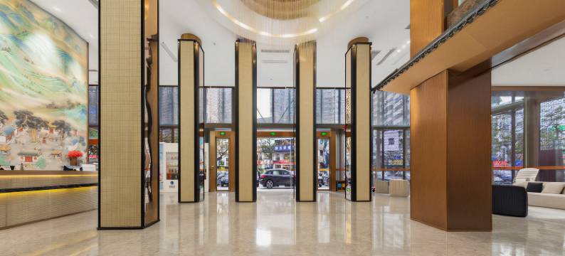 海口五指山国际温泉酒店(骑楼老街日月广场免税店)图片