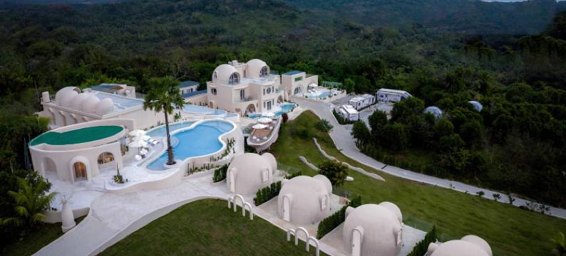 万宁礼物海景城堡民宿(日月湾店)图片