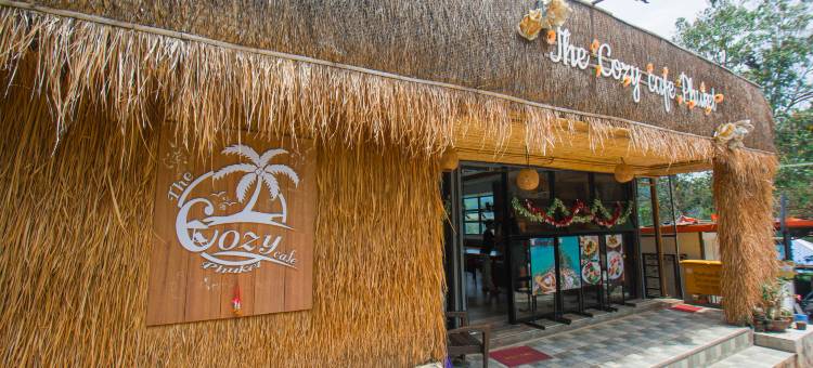 普吉舒适的海滨酒店(The Cozy Beachfront Phuket)图片