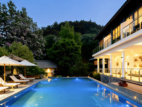 音糖Museum•雪山悬崖森氧艺术庄园(丽江束河古镇店)