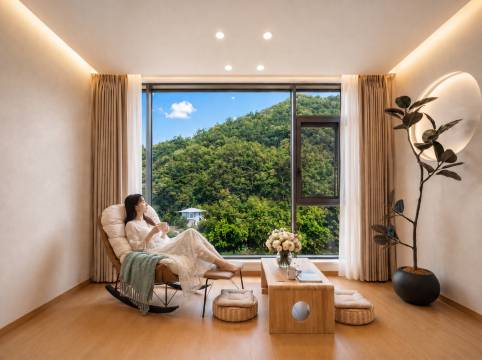 溪月·360°山谷森林泳池·庭院美宿(三清山旅游公路店)图片