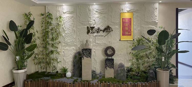 青岛隐香山酒店(城阳区农业大学地铁站店)图片