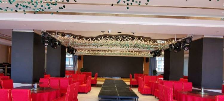恒鼎酒店(海东平安曹家堡机场店)图片