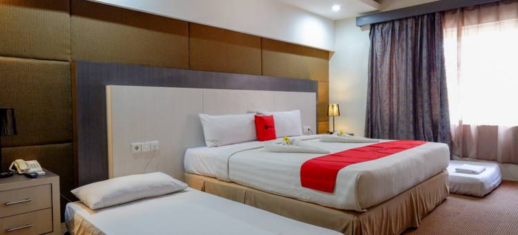 红多兹Plus酒店-近肯达里大陆酒店(RedDoorz Plus near Hotel Benua Kendari)图片