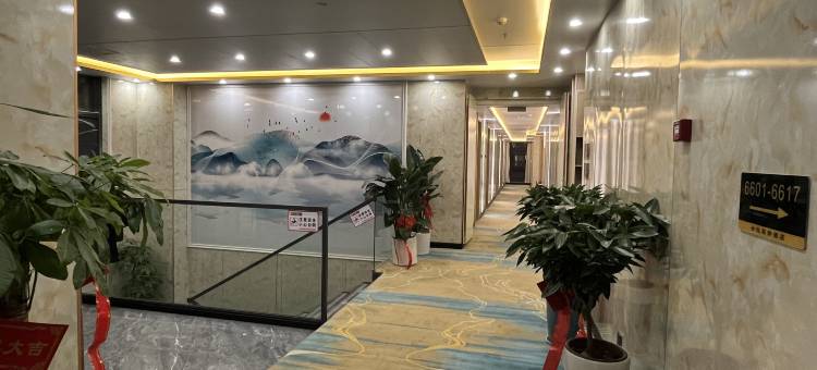 云悦国际酒店(武汉天河国际机场恒大影城店)图片