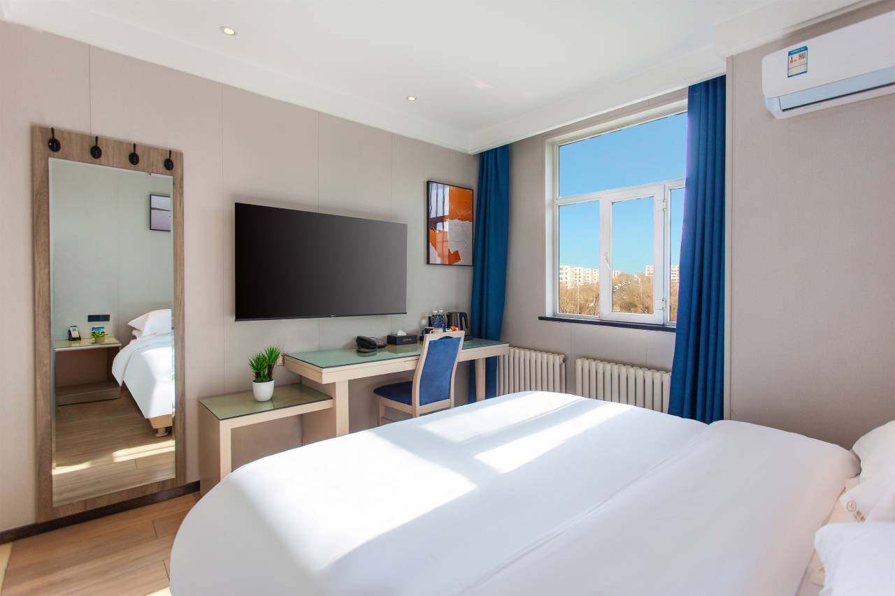 红宝石雅致酒店(乌鲁木齐天山国际机场店)图片